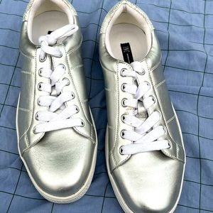 Women’s Silver Shoes